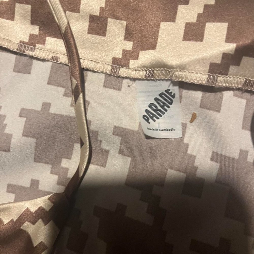 Parade sleep set Tan shorts and pixel top - Picture 5 of 5